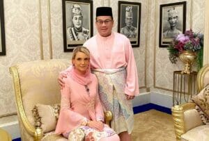 Foto & Nama Anakanda Tengku Mahkota Kelantan Dikongsi Bersama Peminat Diraja