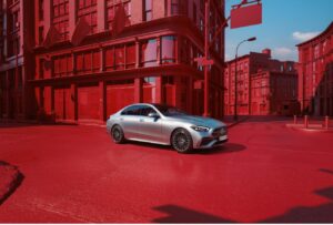 Wanita GLAM Akui Mercedes-Benz C-Class Pilihan Mobil Sedan Sempurna