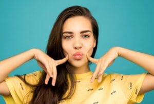 10 Yoga Wajah Untuk Hilangkan Dagu Berlapis