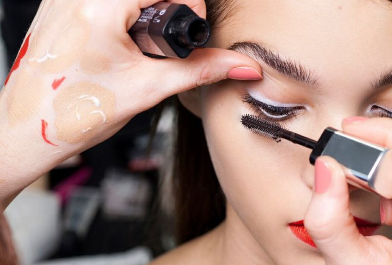 Editor GBC Cuba 5 Maskara Untuk Bulu Mata Lebat Macam Pakai Fake Lashes!